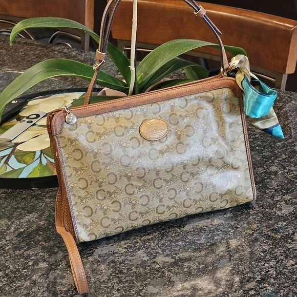 Céline "C" Monogram Horse & Carraige Coated Canvas Clutch w/Strap & Twilly Added - Picture 4 of 16